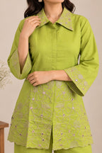 Lime green kurta with collared neckline